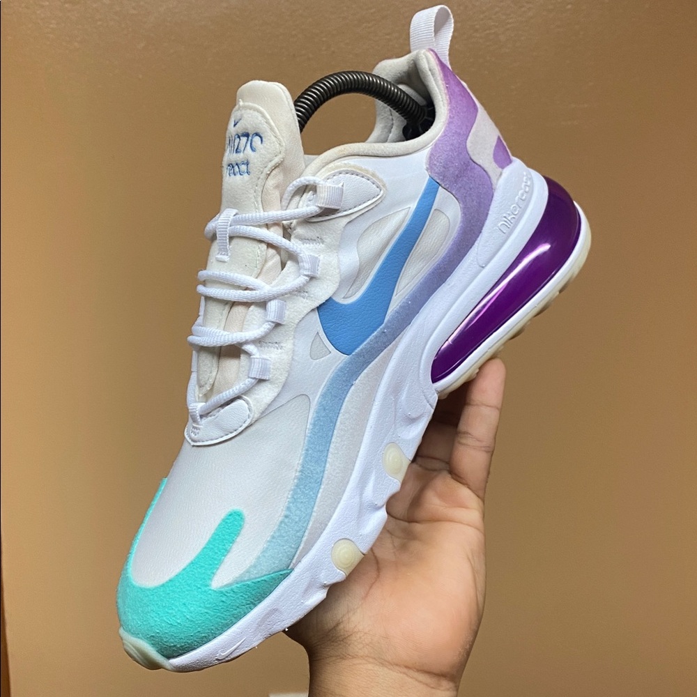 Nike Air Max 270 React Women’s Running Sneakers Gradient Shift SZ 9.5 AT6174-102 - Picture 9 of 17